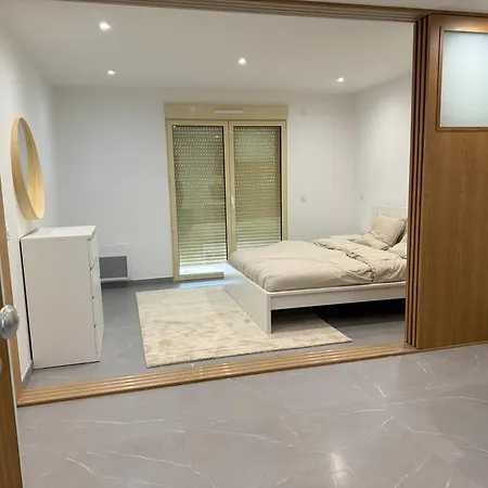 Апартаменты Arc Montgeron