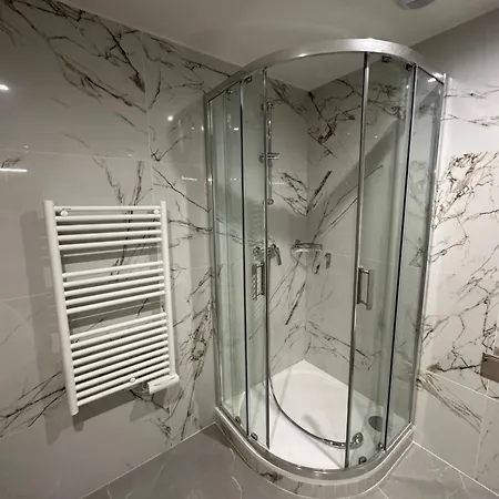 Апартаменты Arc Montgeron